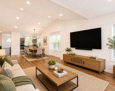 313 Sheffield Drive - Photo Thumbnail 4