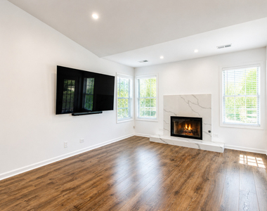 313 Sheffield Drive - Photo Thumbnail 15