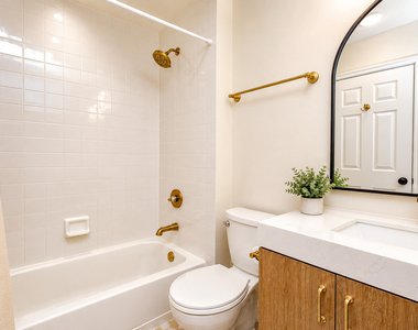 313 Sheffield Drive - Photo Thumbnail 43