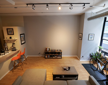 130 S Canal Street - Photo Thumbnail 9