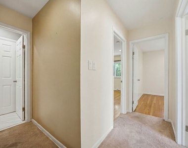 1142 Brighton Place - Photo Thumbnail 15