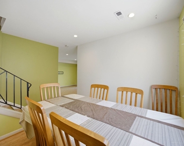 1142 Brighton Place - Photo Thumbnail 8