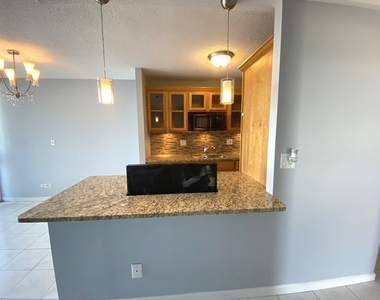 1043 S York Road - Photo Thumbnail 9