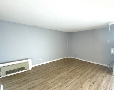 1043 S York Road - Photo Thumbnail 3