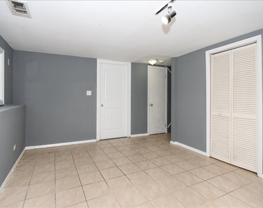 883 Hastings Lane - Photo Thumbnail 12
