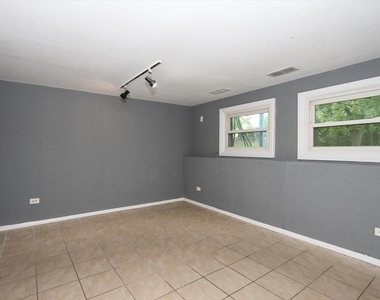 883 Hastings Lane - Photo Thumbnail 9