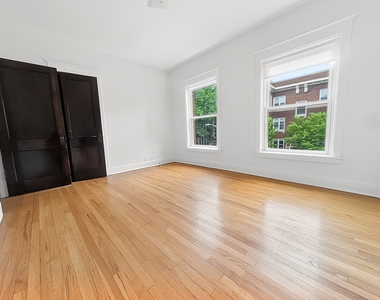 1302 W Rosemont Avenue - Photo Thumbnail 10