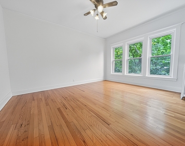 1302 W Rosemont Avenue - Photo Thumbnail 20