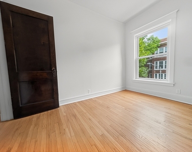 1302 W Rosemont Avenue - Photo Thumbnail 14