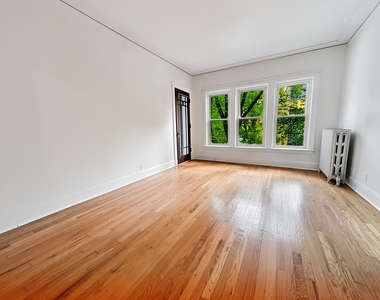 1302 W Rosemont Avenue - Photo Thumbnail 1