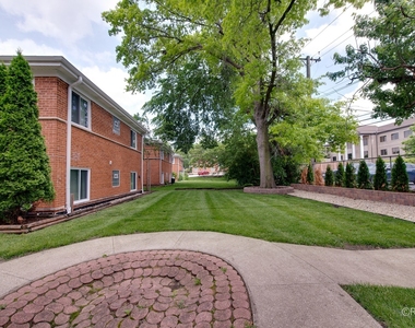 32 N Main Street - Photo Thumbnail 14