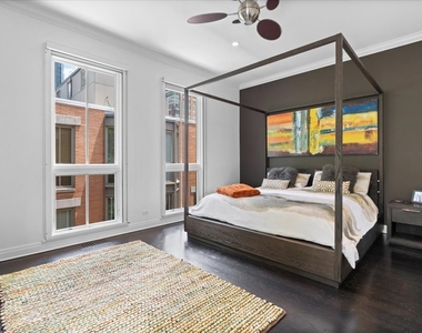 447 N Mcclurg Court - Photo Thumbnail 22