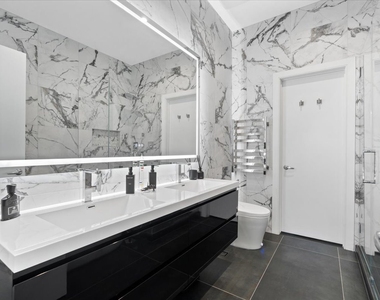 447 N Mcclurg Court - Photo Thumbnail 25