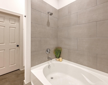 33455 Buckshot Lane - Photo Thumbnail 11