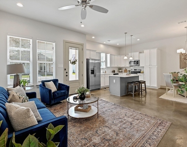 33455 Buckshot Lane - Photo Thumbnail 3