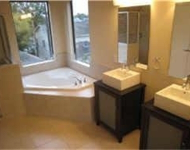 3717 Stanford Street - Photo Thumbnail 6