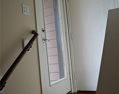 3717 Stanford Street - Photo Thumbnail 10