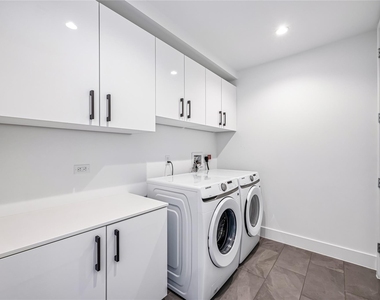 808 Crawford Street - Photo Thumbnail 19