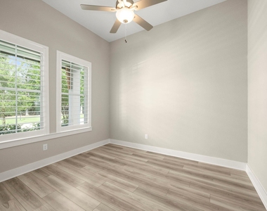 311 Pilazzo Street - Photo Thumbnail 19