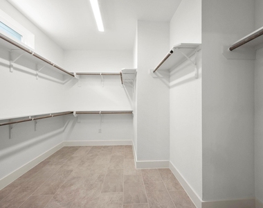 311 Pilazzo Street - Photo Thumbnail 18