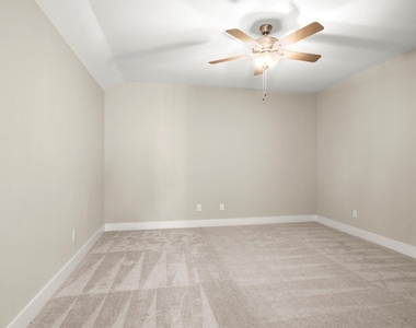 311 Pilazzo Street - Photo Thumbnail 27