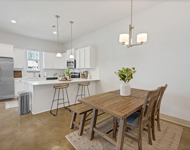33455 Buckshot Lane - Photo Thumbnail 3