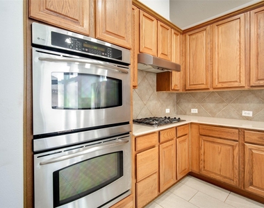 9323 Hillhaven Court - Photo Thumbnail 9