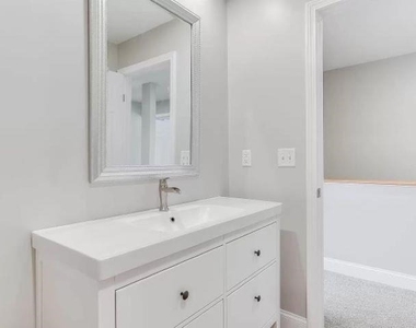 494 Youville - Photo Thumbnail 6