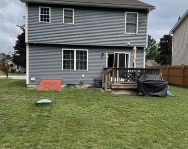 494 Youville - Photo Thumbnail 2