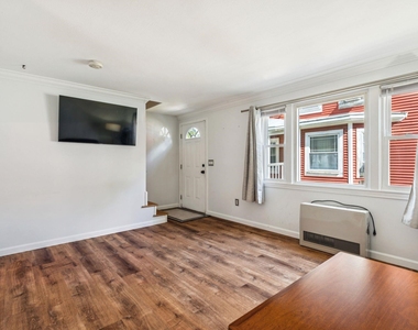 842 Beech - Photo Thumbnail 7