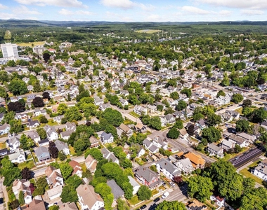 842 Beech - Photo Thumbnail 18