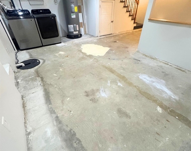 842 Beech - Photo Thumbnail 29