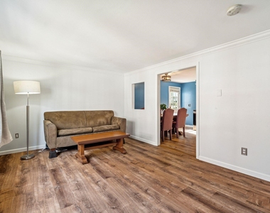 842 Beech - Photo Thumbnail 6