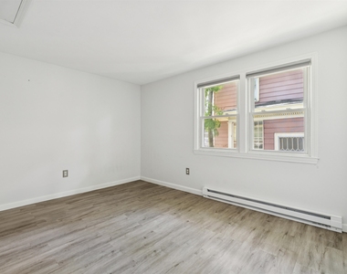 842 Beech - Photo Thumbnail 19