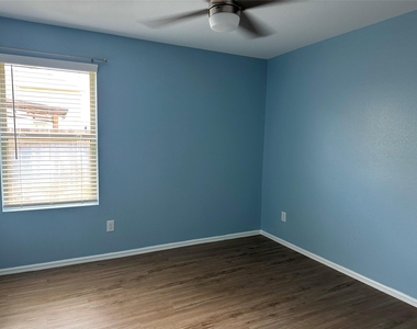 6210 Russett Elm Court - Photo Thumbnail 15