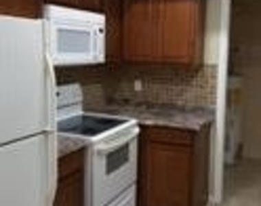 5860 Littlestone Court - Photo Thumbnail 4