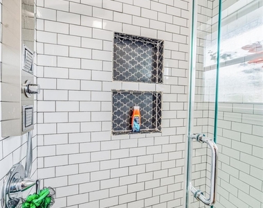 9022 Quebec Dr - Photo Thumbnail 23