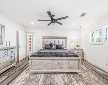 9022 Quebec Dr - Photo Thumbnail 26