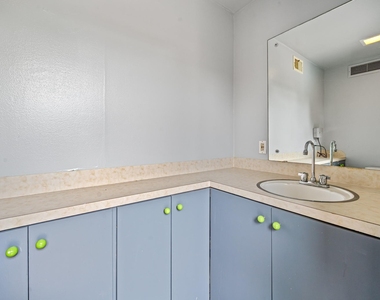 9022 Quebec Dr - Photo Thumbnail 35