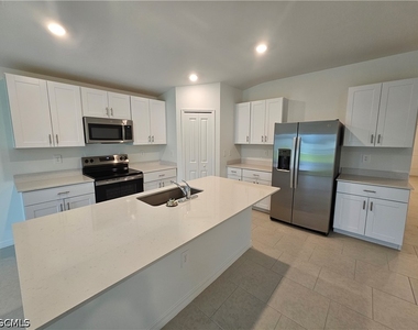 17316 Cantu Court - Photo Thumbnail 12