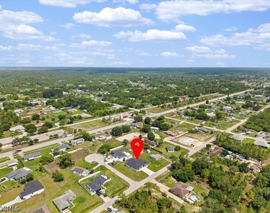 1012 Gerald Avenue - Photo Thumbnail 5