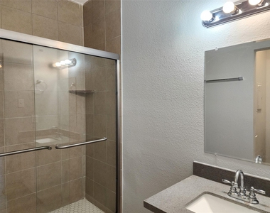 2255 Braeswood Park Drive - Photo Thumbnail 17