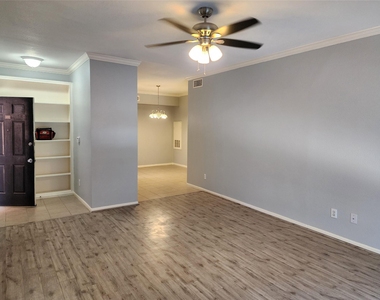 2255 Braeswood Park Drive - Photo Thumbnail 2
