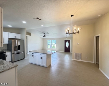 4426 Sw Santa Barbara Place - Photo Thumbnail 33
