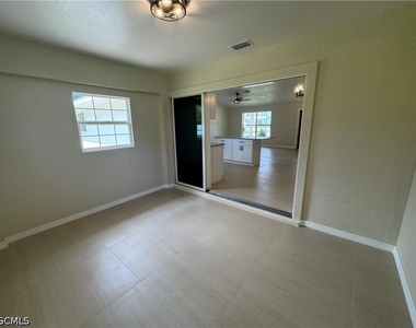 4426 Sw Santa Barbara Place - Photo Thumbnail 17