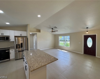 4426 Sw Santa Barbara Place - Photo Thumbnail 34