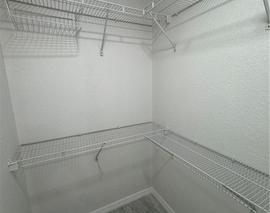 4426 Sw Santa Barbara Place - Photo Thumbnail 13