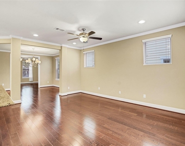 19 Kendrick Pines Boulevard - Photo Thumbnail 4