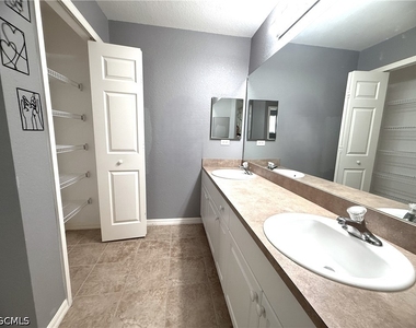 302 Nw 2nd Place - Photo Thumbnail 12