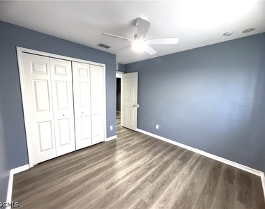 302 Nw 2nd Place - Photo Thumbnail 15